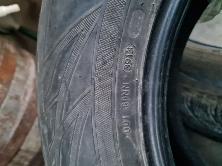 2 бр ЗИМНИ ГУМИ 265 60 18 Nokian