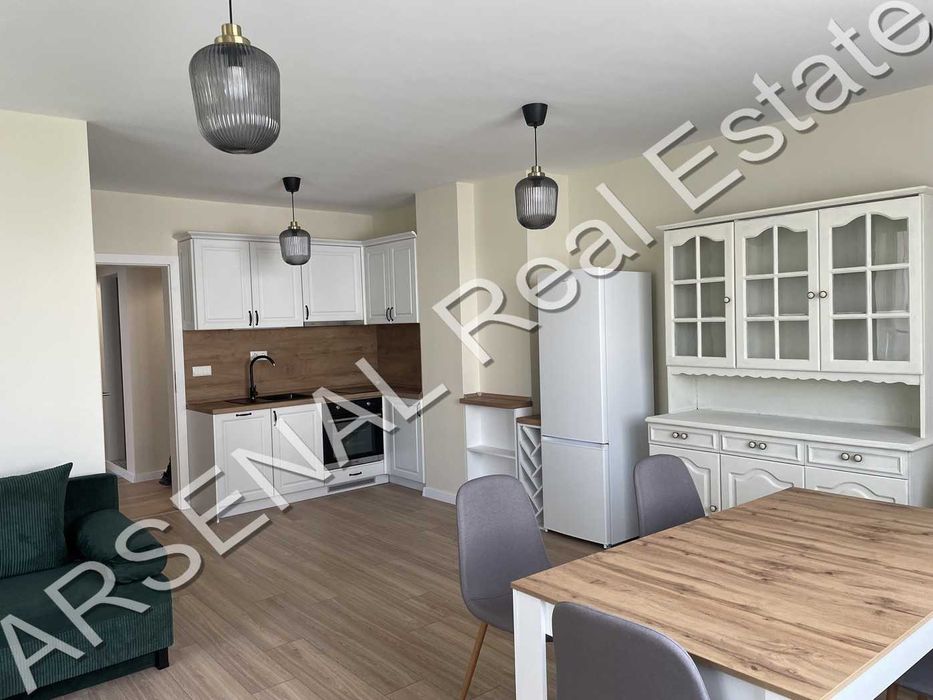 Дава се под наем Четиристаен апартамент в София, Редута - 125 кв.м за 1000 € - Снимка #1