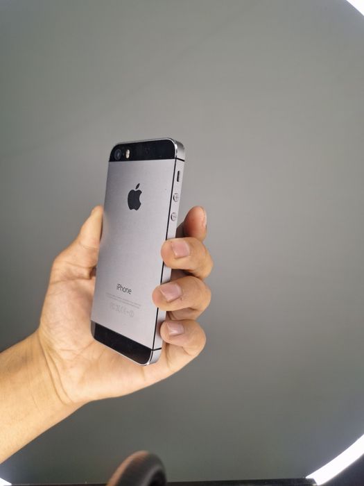 Apple iphone 5s 16Gb ideal holatda