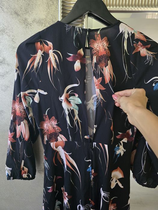 Rochita lejeră, vaporoasa, marca H&M