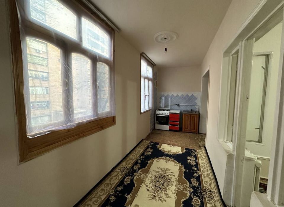 Аренда  2 х комнатная квартира Юнусабад 5