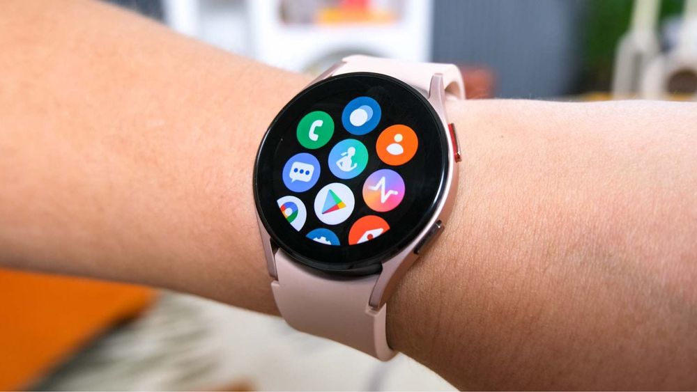 Смарт-часы Samsung Galaxy Watch 4 SM-R860 40 мм продам