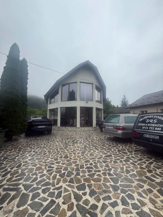 Casa de vanzare Campulung