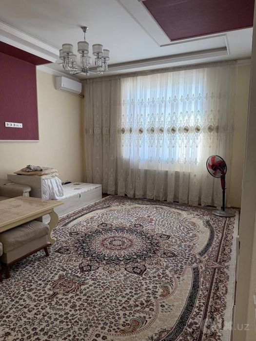 Hovlidek kvartira ijaraga beriladi