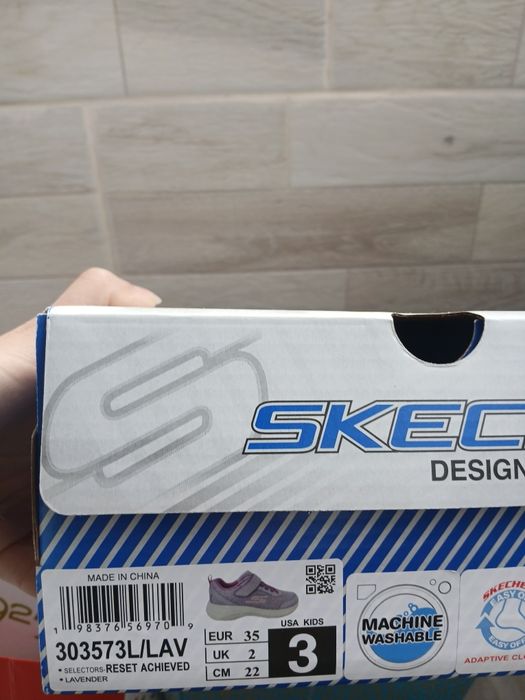 Adidasi Skechers mov