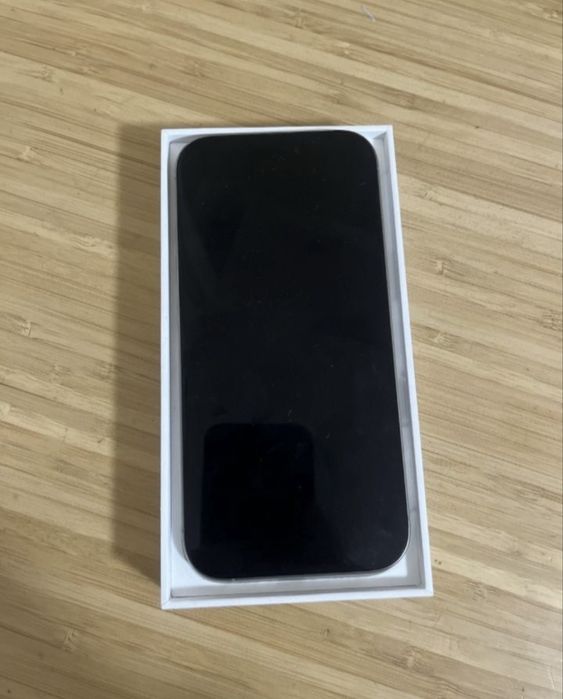 iPhone 16 pro 256gb