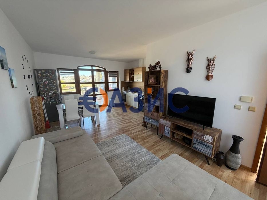 Продава се Тристаен апартамент в с. Кошарица, Област Бургас - 96 кв.м за 449 €/кв.м - Снимка #1