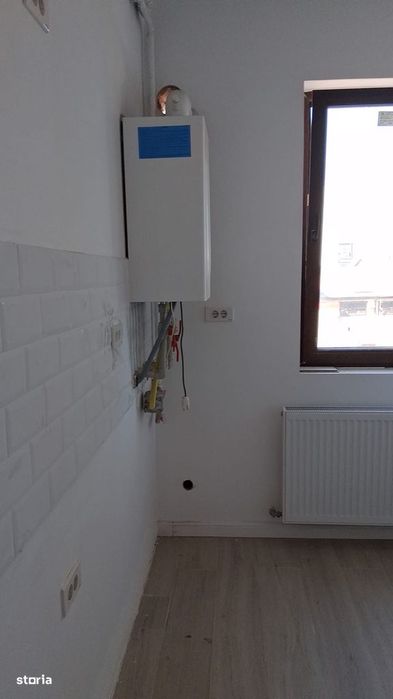 Garsonieră cu balcon în Chitila, 60 mp