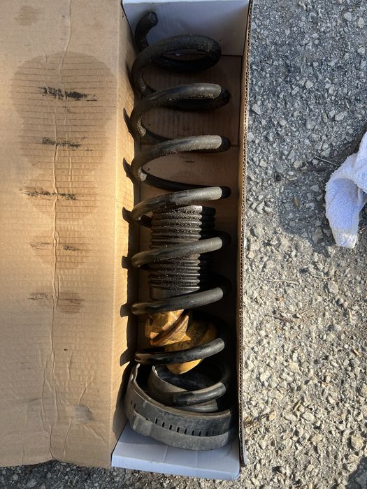 Предни адаптивни амортисьори за BMW 7 и  5GT F01/F02/F07