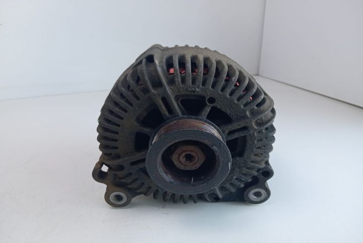 Alternator 180 A 059903015R Volkswagen VW Touareg generatia 1 7L (fac