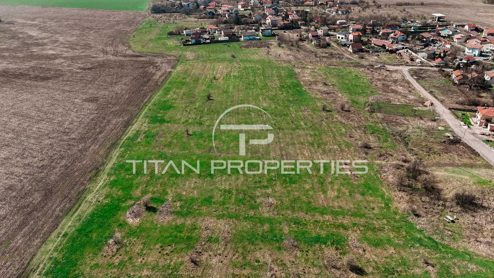 Продава се Парцел в с. Волуяк, Област София-град - 1748 кв.м за 80 €/кв.м - Снимка #2