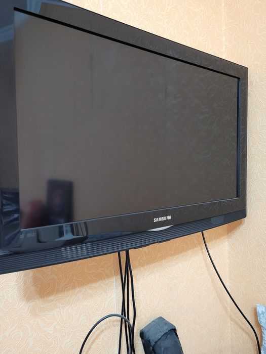 Телевизор Samsung,  32 диагональ
