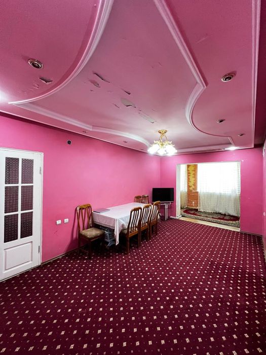 Продается 4/4/4 77-серия Юнусабад-11 квартал автосалон BYD