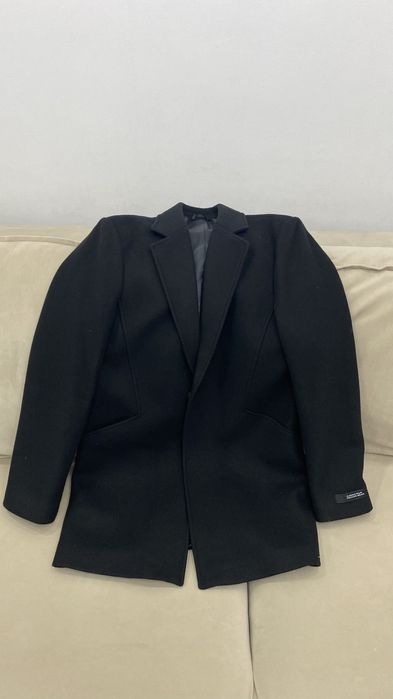 Пальто почти новая совсем!размер М