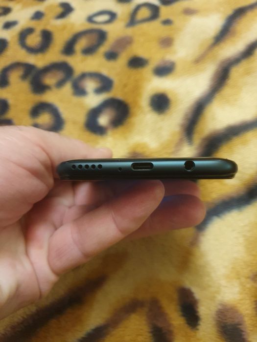 Huawei p40lite ca nou.