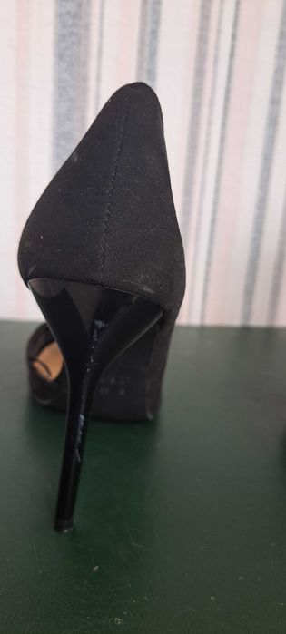 Дамски черни обувки