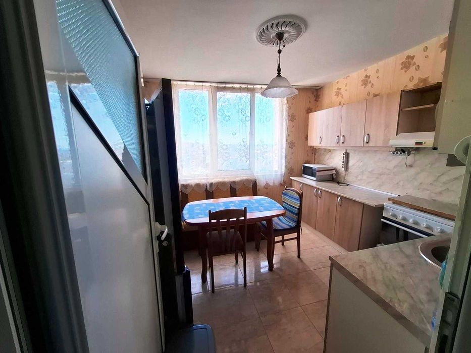 Продава се Четиристаен апартамент в Варна, Възраждане 1 - 118 кв.м за 713 €/кв.м - Снимка #1