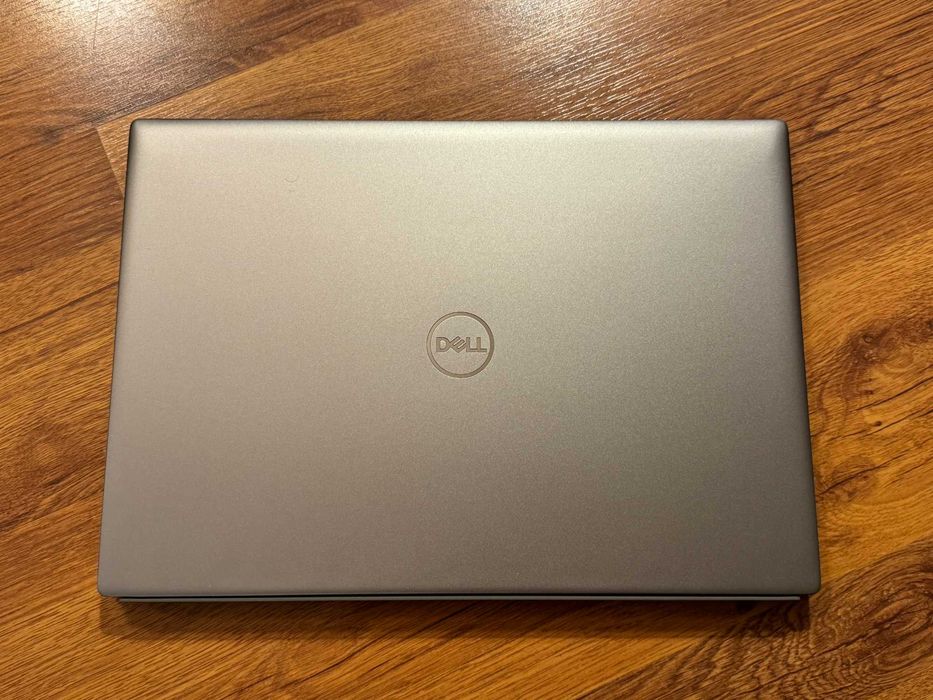 НОВ 16 WUXGA i7-1360p DELL Vostro 5630 16GB LPDDR5/512GB NVMe/Гаранция