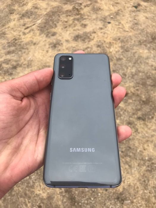 Обменяю Samsung S20