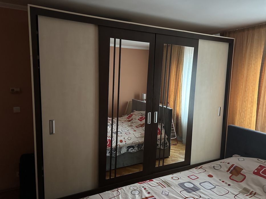 Mobila dormitor , dulap si birou