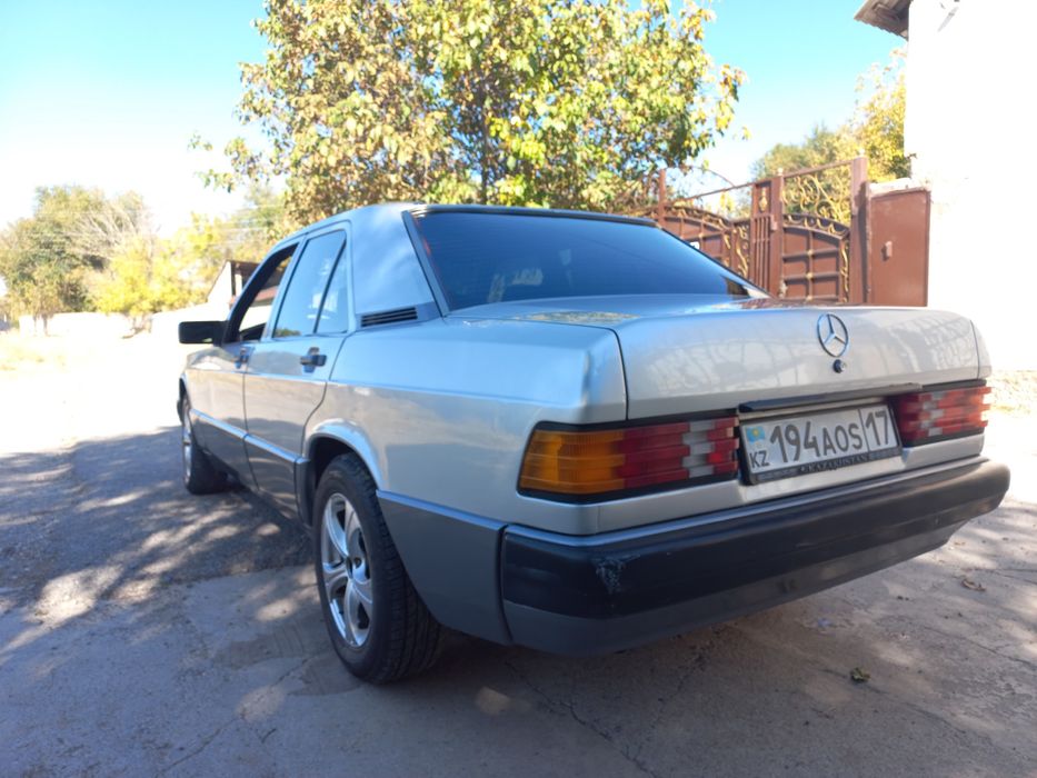 Е 190 2 куба хорошем  состояние