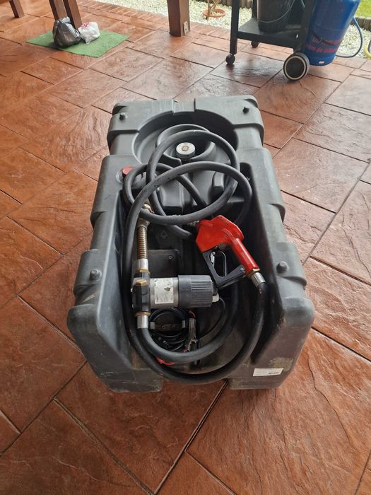 Bazin mobil 200 L pt motorina cu pompa de alimentare