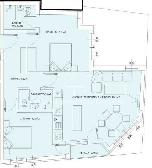Тристаен апартамент в Центъра