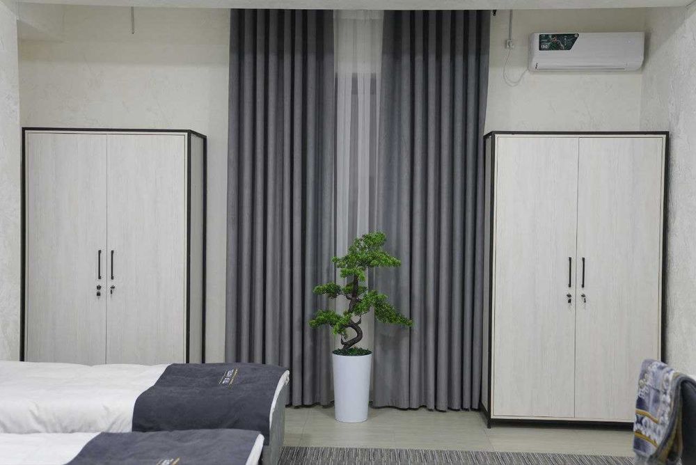 Гостиница на 4-ых