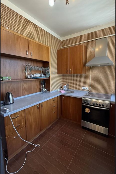 Юнусабадский район, массив Ц-6 Этаж: 4 из 4 Площадь: 60 м²