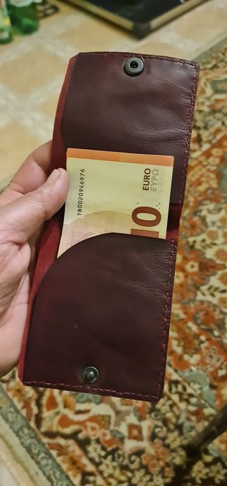 Портфейл естествена кожа