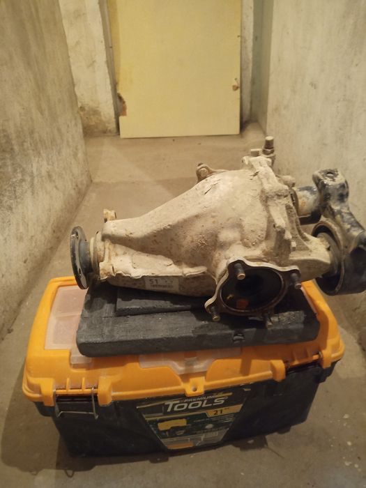 Заден диференциал за Тойота РАВ  4 2.0.дизел 2004г.