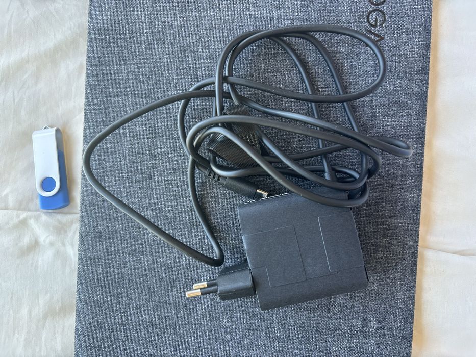 Ноутбук Lenovo Yoga