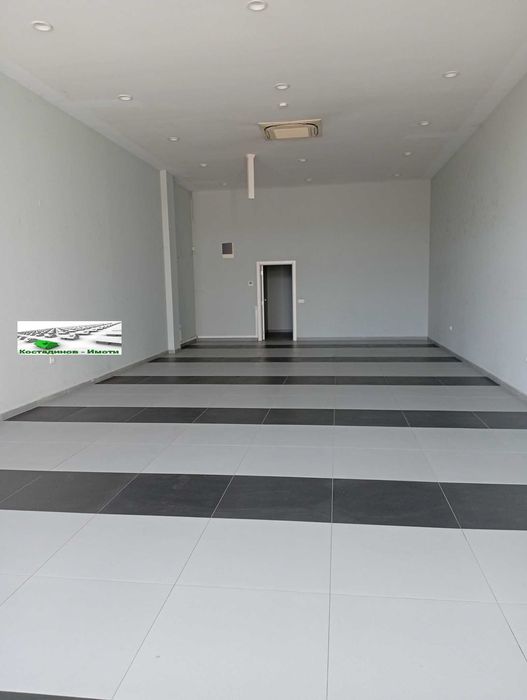 Дава се под наем Магазин в Пловдив, Индустриална зона - Север - 155 кв.м за 948.09 € - Снимка #2