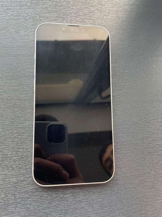 Айфон 13 срочно нужны деньги