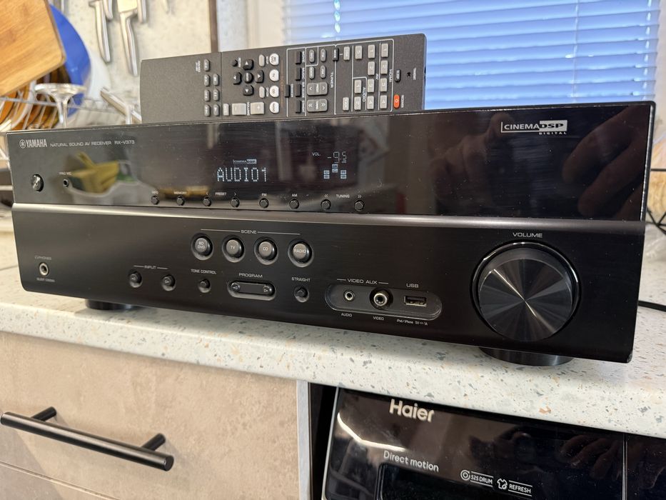 Yamaha RX-V373 resiver