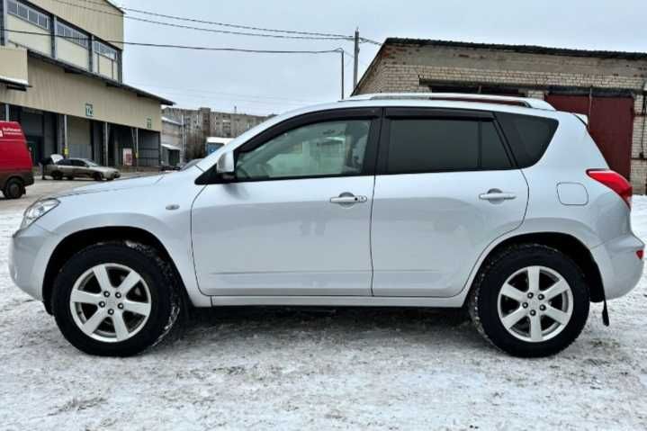 Продаю Toyta Rav4