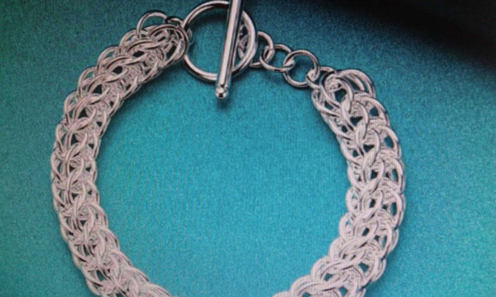 Сребърна гривна !!