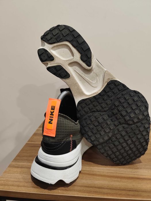 Маратонки    Nike