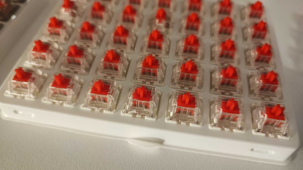 Linear Red Switches (over 200 pcs)