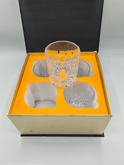 Vând set 4 pahare Kanars