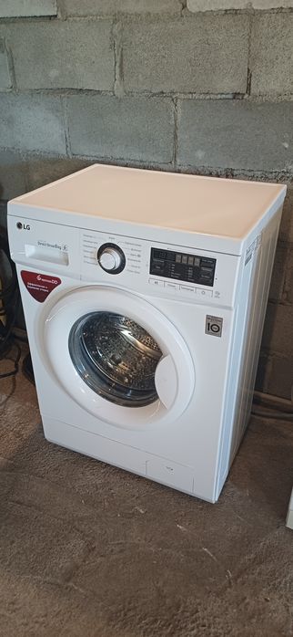 Продам стиральную машину автомат