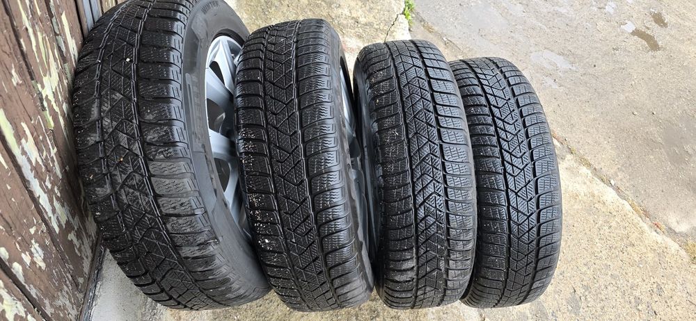 4 бр. Дот 2025 205/60/17 Pirelli Sottozero 3