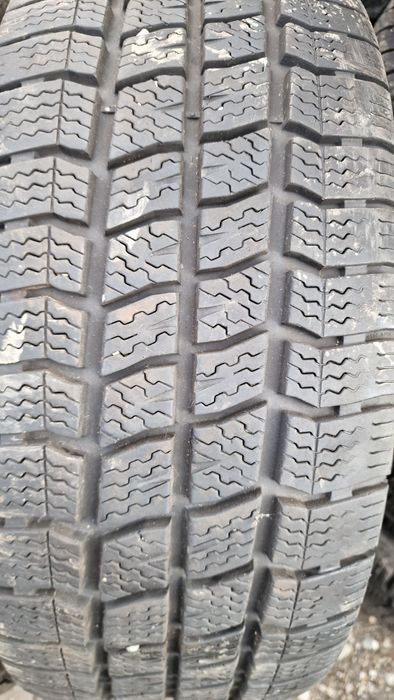 Anvelope 225/55R17C marca Vredestein, DOT 2021,8 mm,M +S