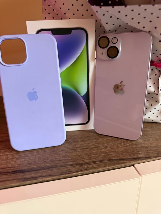 Iphone 14 purple
