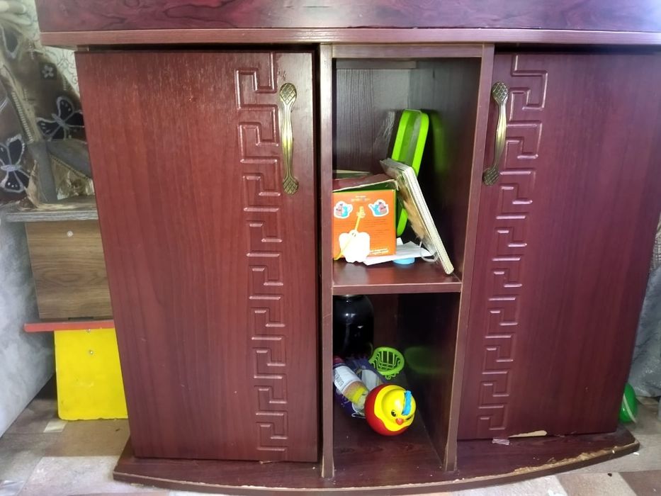 Аквариум с тумбой