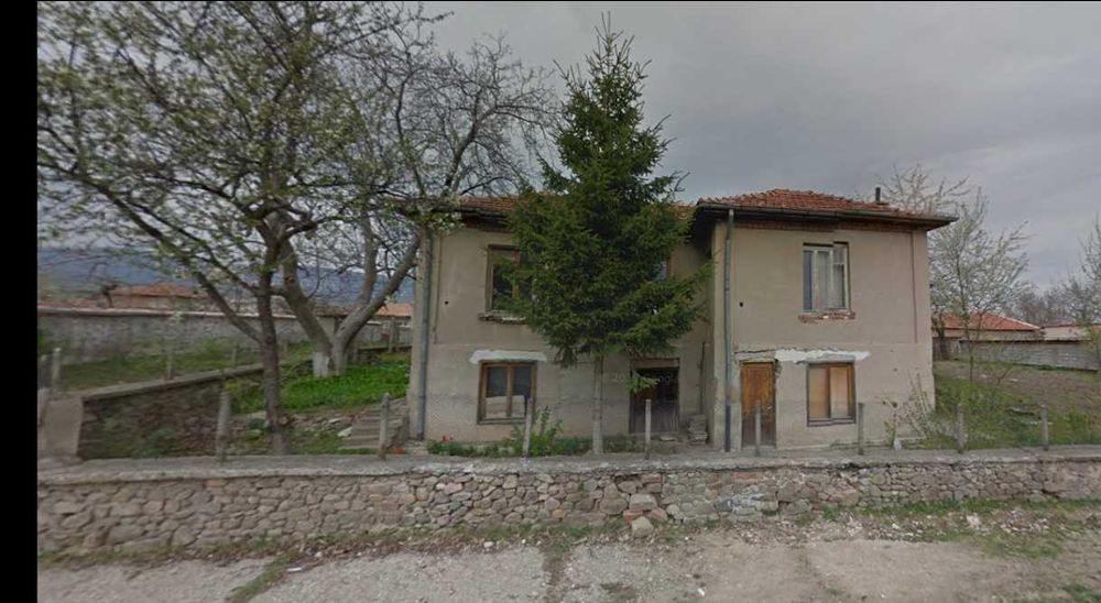 Продава къща в с. Тополово общ. Асеновград