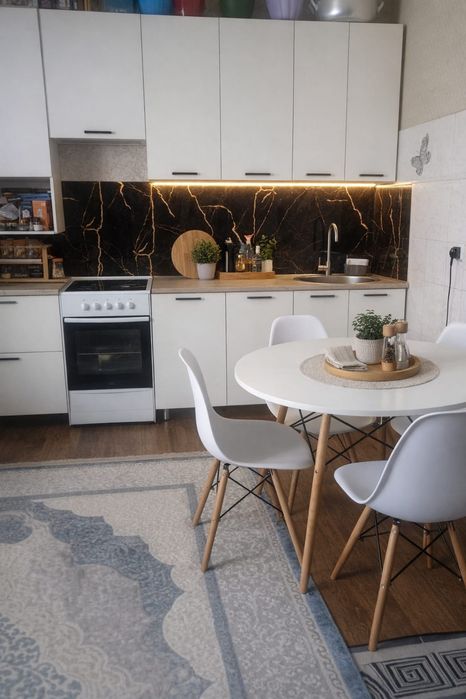 Кухонный гарнитур срочно