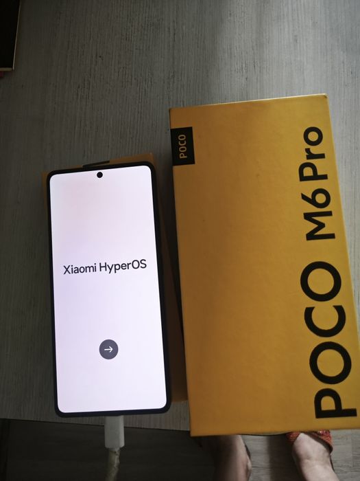 Продам телефон срочно