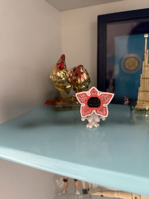 Продаю демогоргана