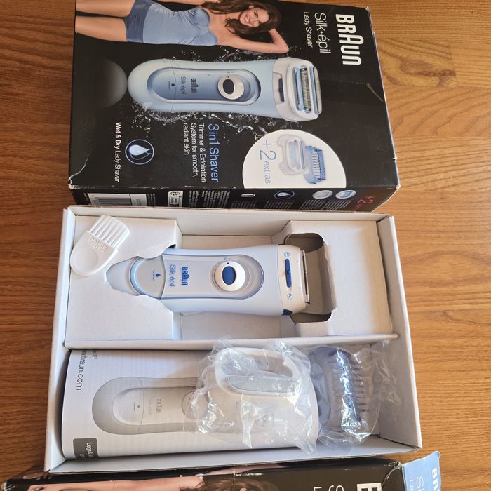 Aparat de ras/Epilator  electric pentru femei Braun Silk-Epil 3 în 1, albastru, set Nou
